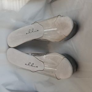 Excellent Condition, Hardly Worn ellie Women's Peep Toe High Heeled Slide